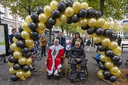 0 Foto gouden rolstoel