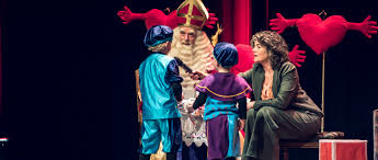 Sinterklaas en Dieuwertje Blok in het Theater aan het Spui