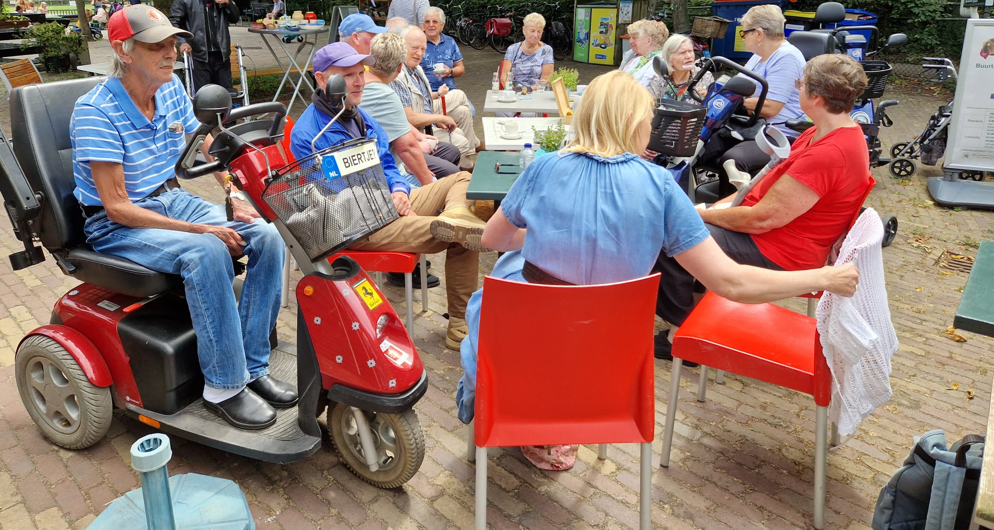 Kom je ook naar het Voorall Ontmoetingscafé?