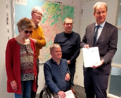 Wethouder Mulder neemt testverslag in ontvangst