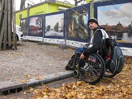 Foto rolstoel op Toernooiveld 15